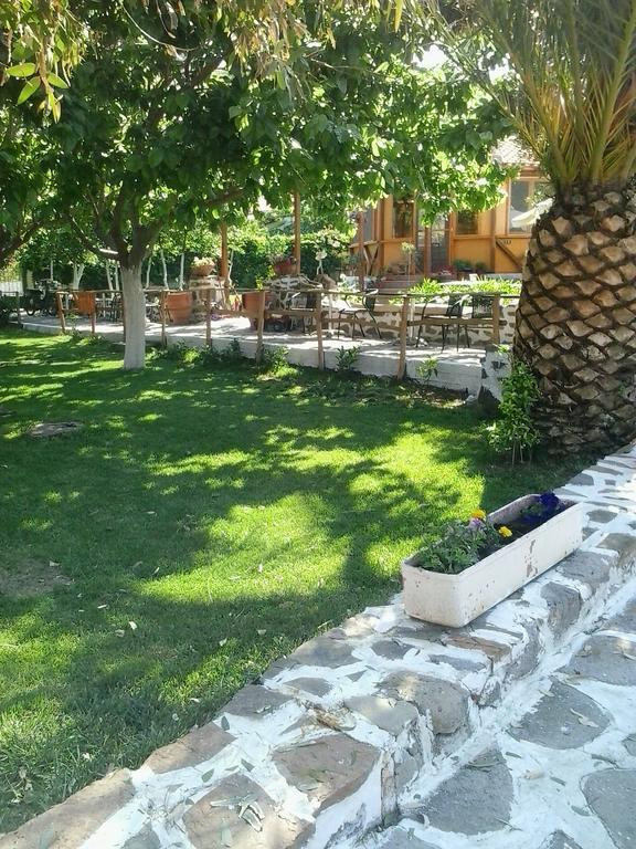 Gregory'S Village Plati  Exterior photo