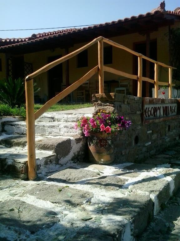 Gregory'S Village Plati  Exterior photo
